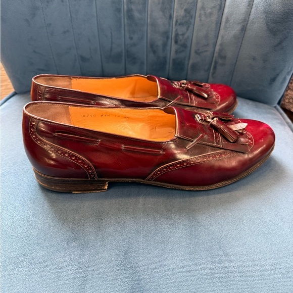 Salvatore Ferragamo Burgundy Tassel Loafers Mens 10 2E Wide Made in Italy